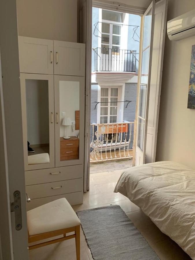 Apartamentos Valverde Cadiz 1 - A Екстериор снимка